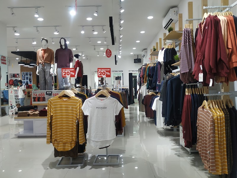 Am Clothing: Solusi Pakaian Modern di Jantung Adipala